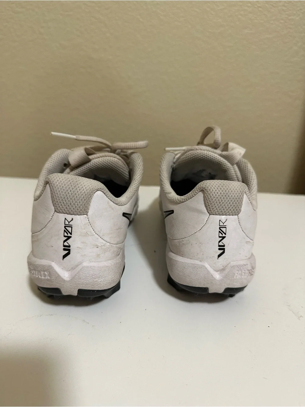 Worn 1 season | Nike Vapor Kids White Football Cleats